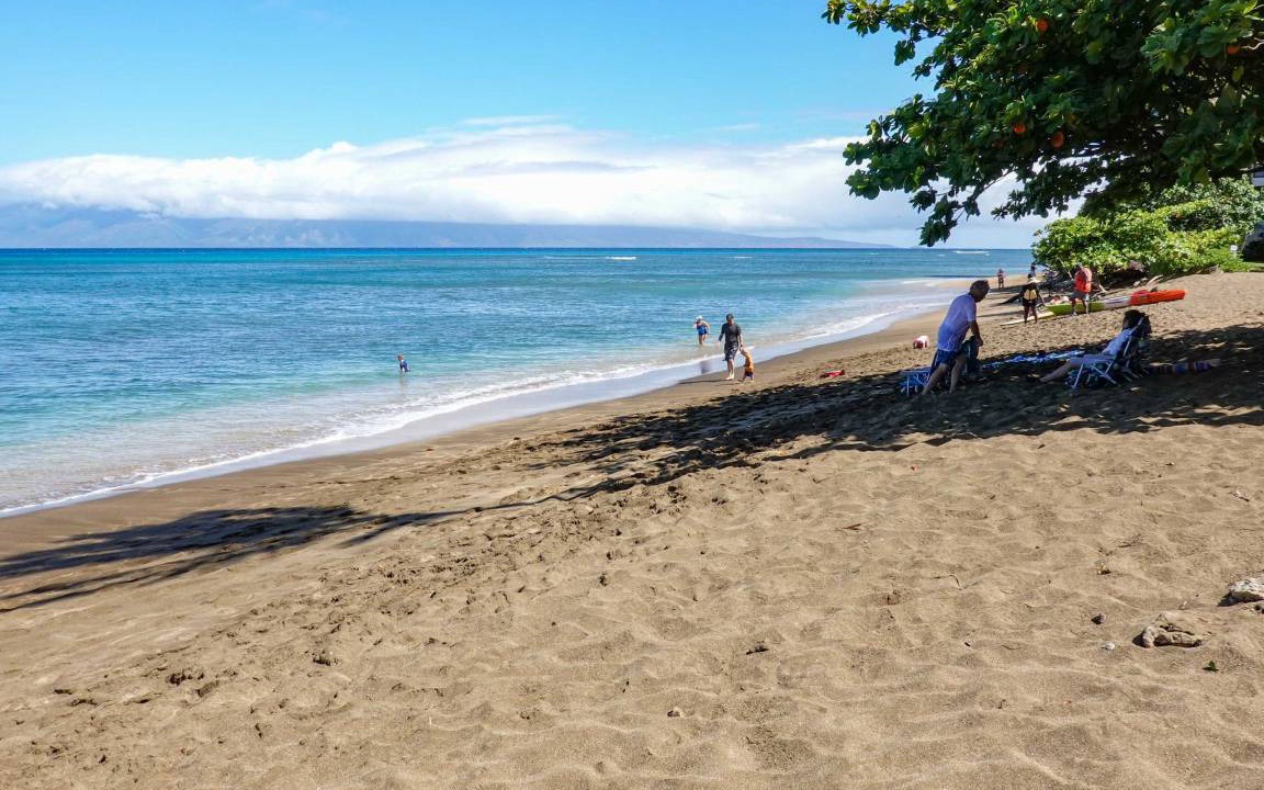 Photo of Others in Kahana