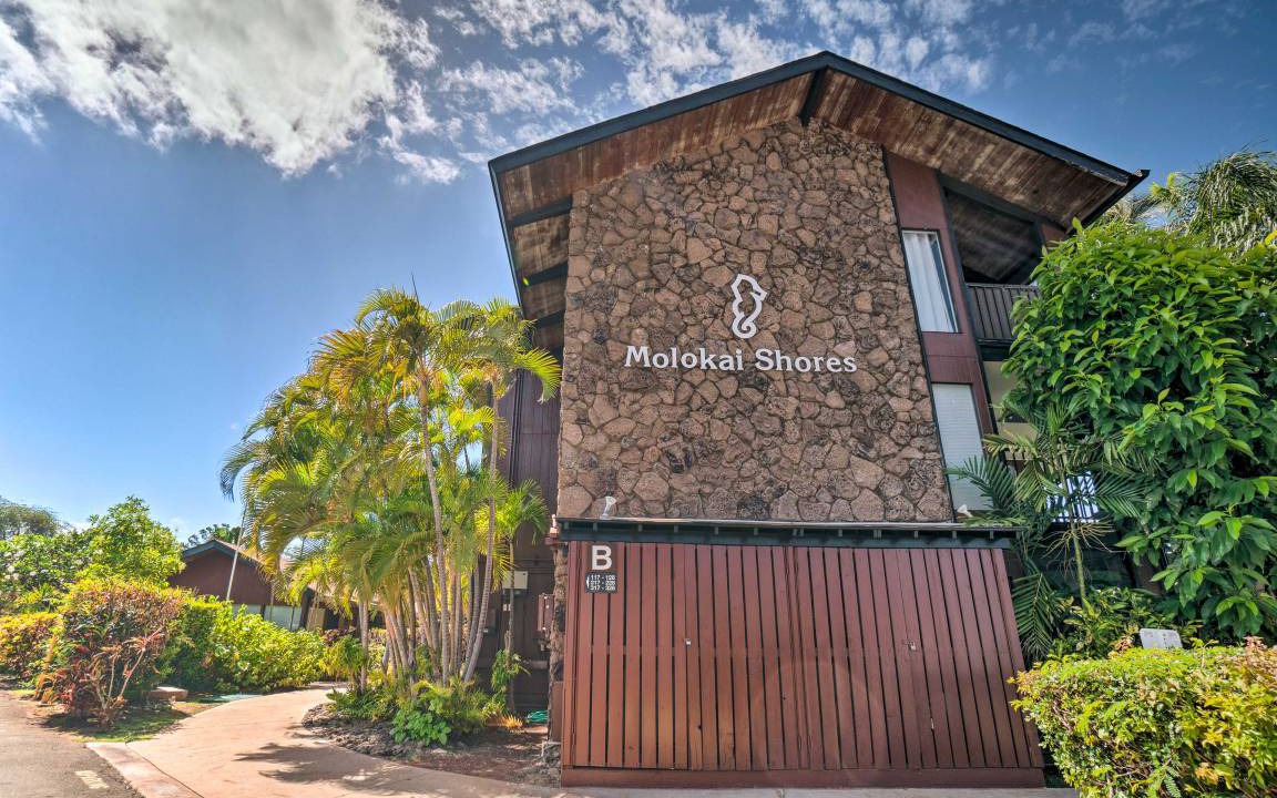 Photo of Buildings in Kaunakakai