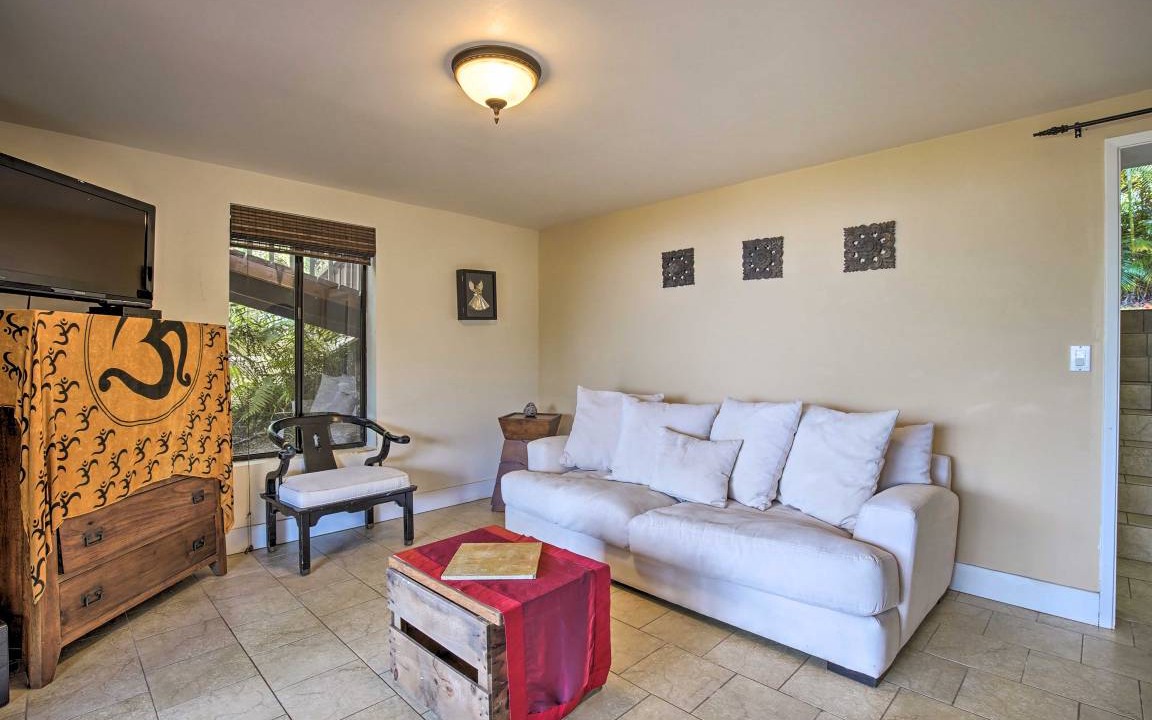 Photo of Livingroom in Kona Palisades