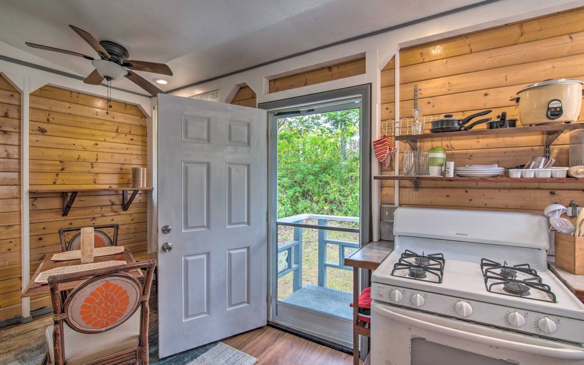 Photo of Kitchen in Leilani Estates