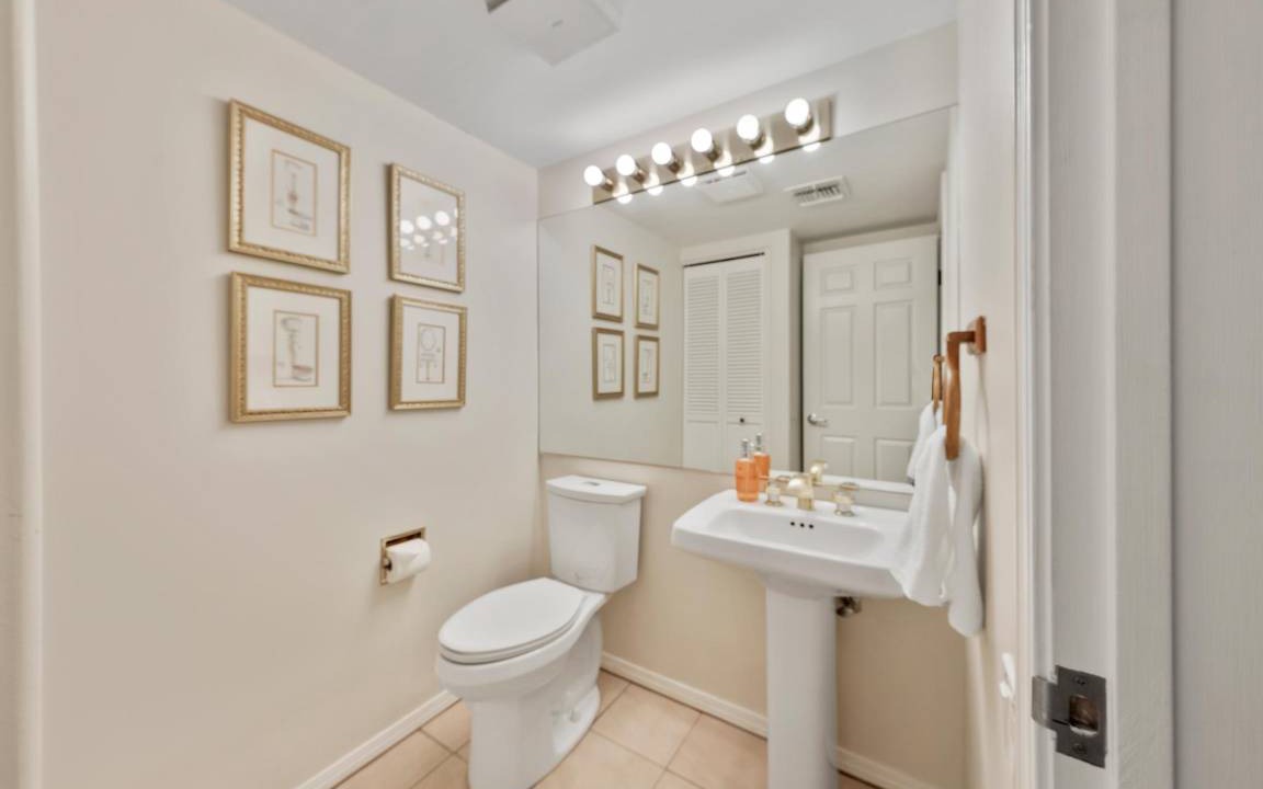 Photo of Bathroom in Waikoloa