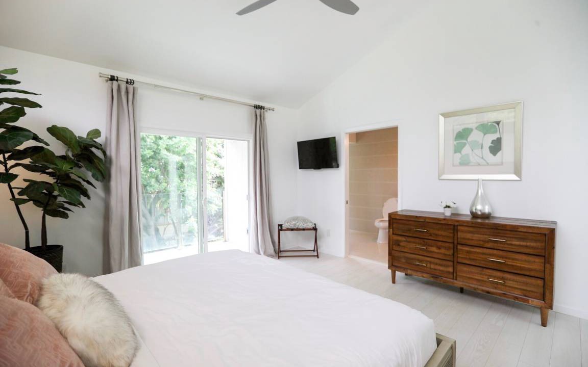 Photo of Bedroom in Makaha