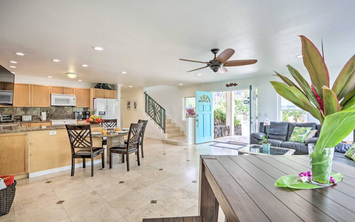 Photo of Livingroom in Makaha
