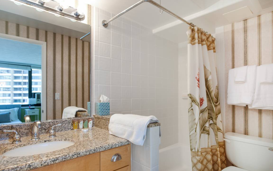 Photo of Bathroom in Waikiki