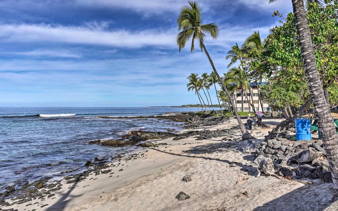 Photo of Others in Historic Kailua Village