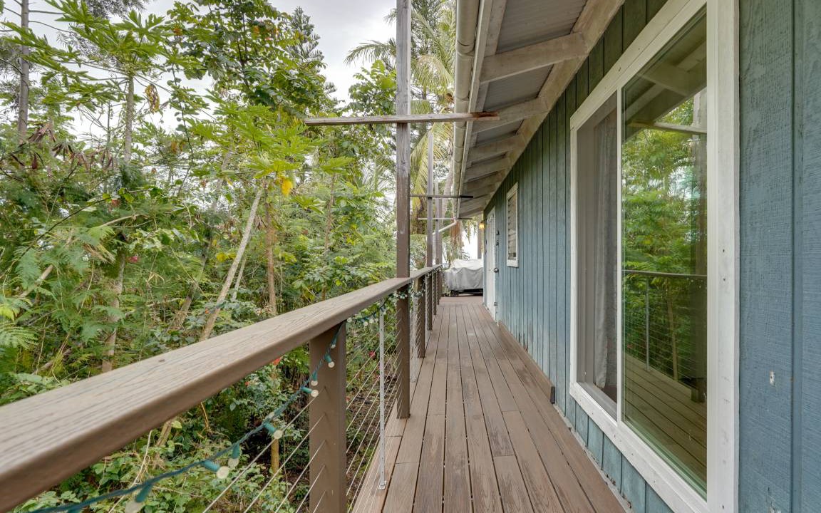 Photo of Patio Balcony in Kona Palisades