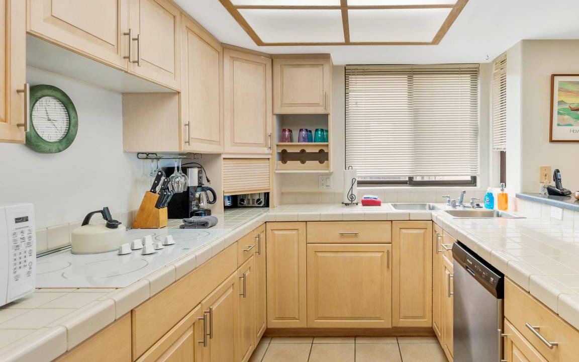 Photo of Kitchen in Waikoloa