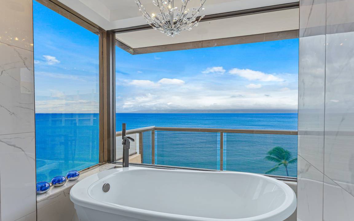 Photo of Bathroom in Kahana