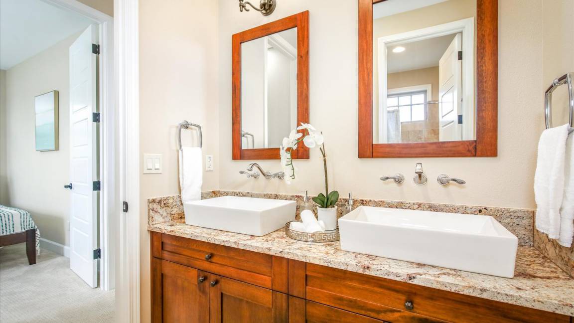 Photo of Bathroom in Keauhou
