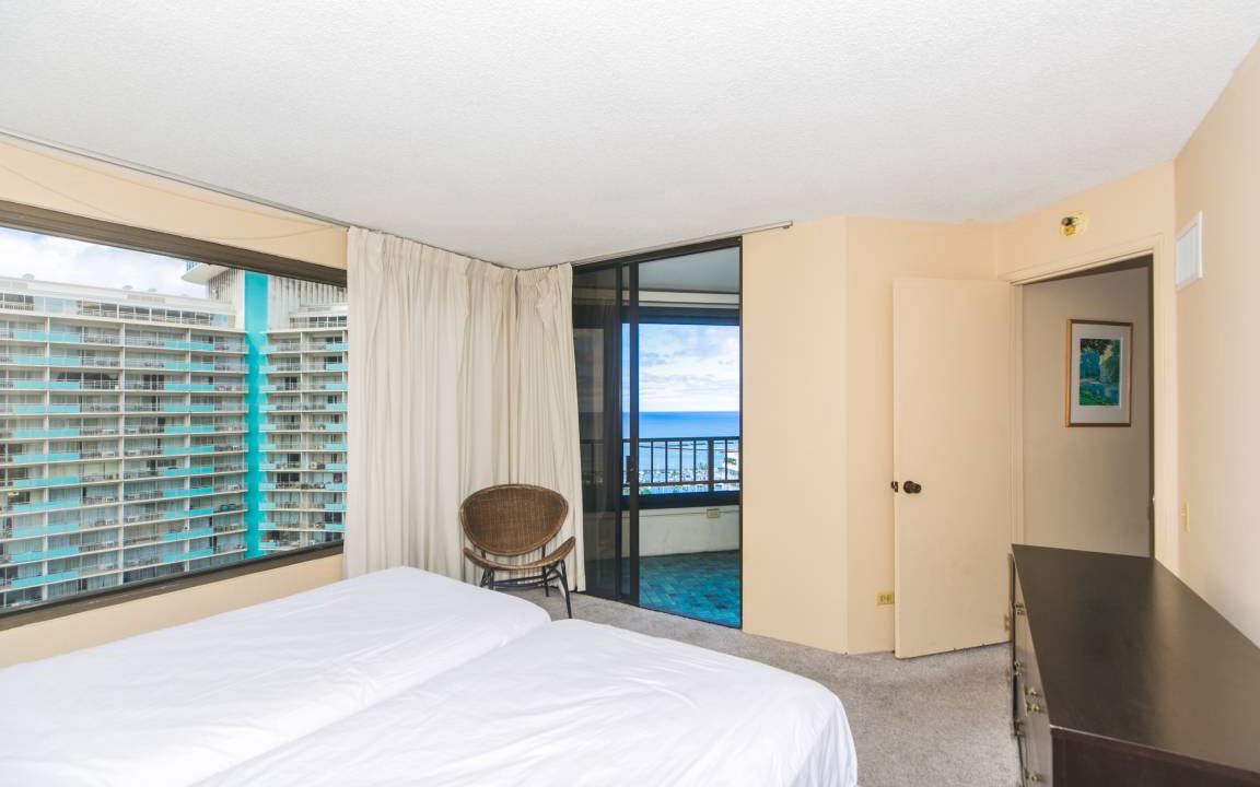 Photo of Others in Waikiki