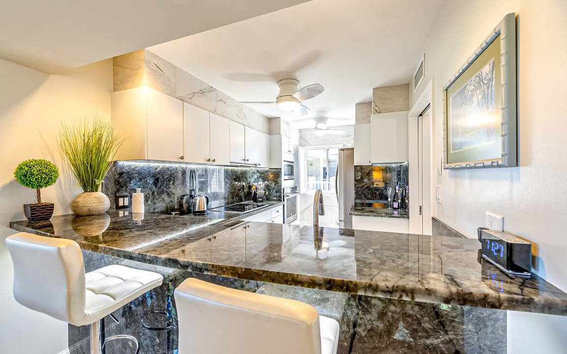 Photo of Kitchen in Waikoloa