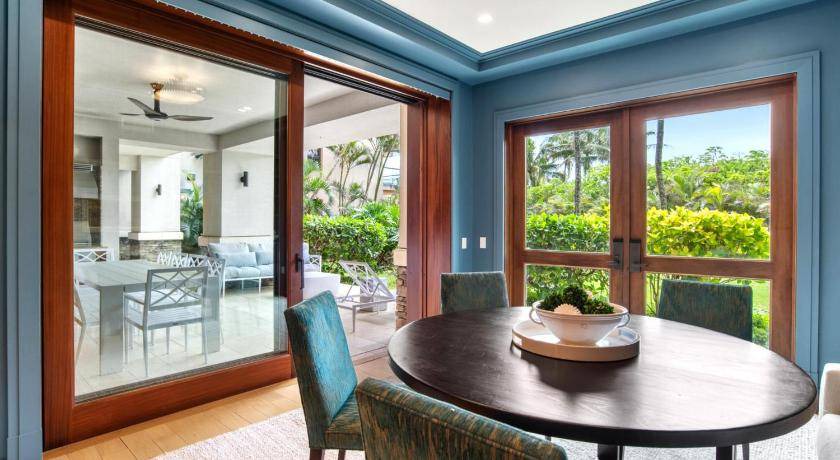 Photo of Others in Montage Kapalua Bay