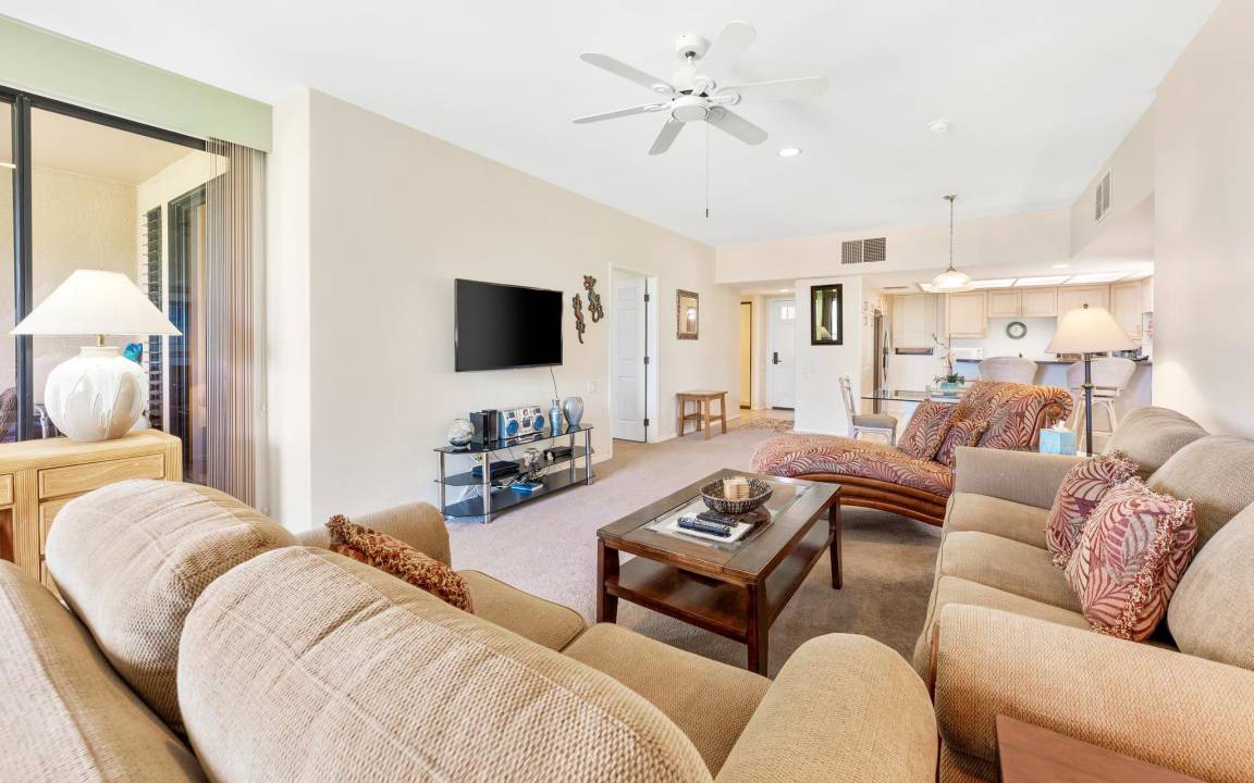 Photo of Livingroom in Waikoloa