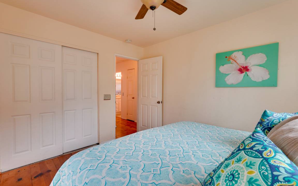 Photo of Bedroom in Kona Palisades