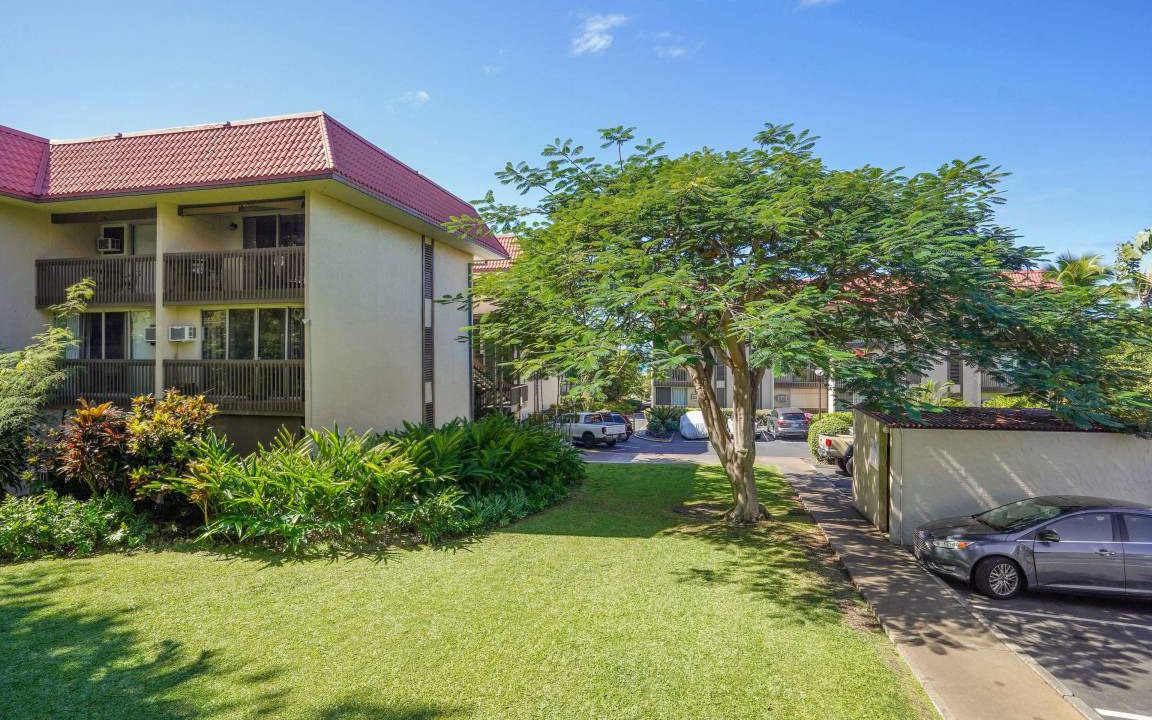 Photo of Others in Historic Kailua Village