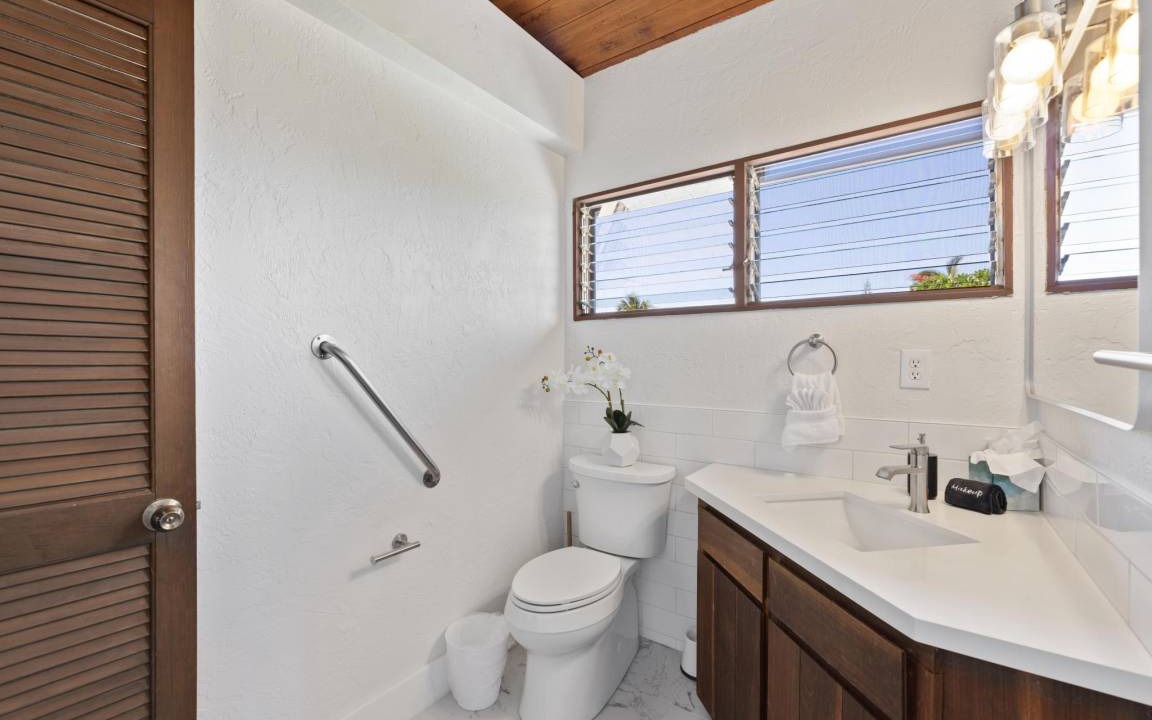Photo of Bathroom in Kaanapali