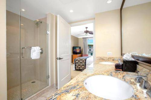 Photo of Bathroom in Honokowai