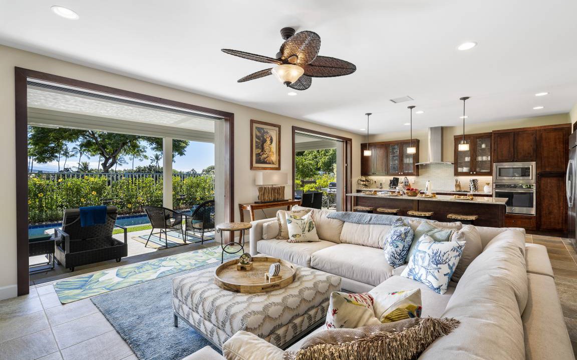 Photo of Livingroom in Keauhou