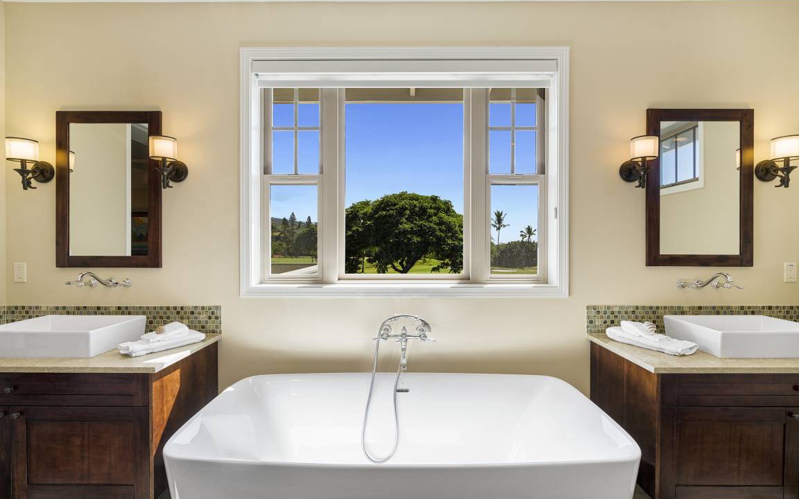 Photo of Bathroom in Keauhou