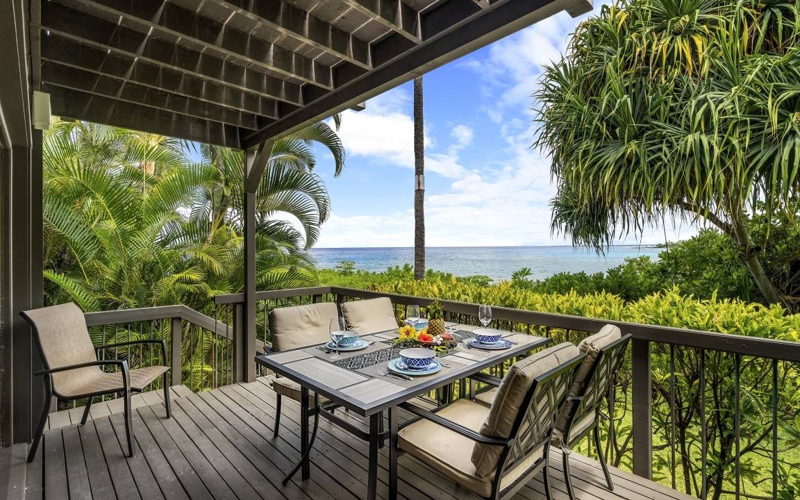 Photo of Patio Balcony in Kahaluu Bay