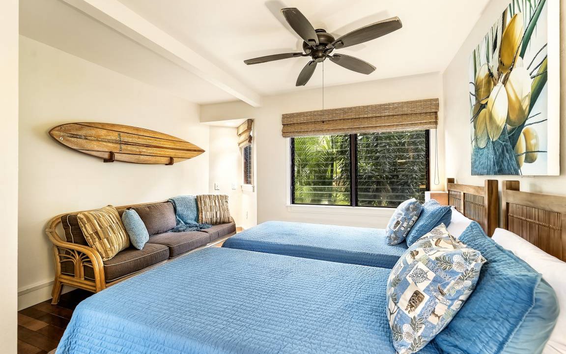 Photo of Bedroom in Kahaluu Bay
