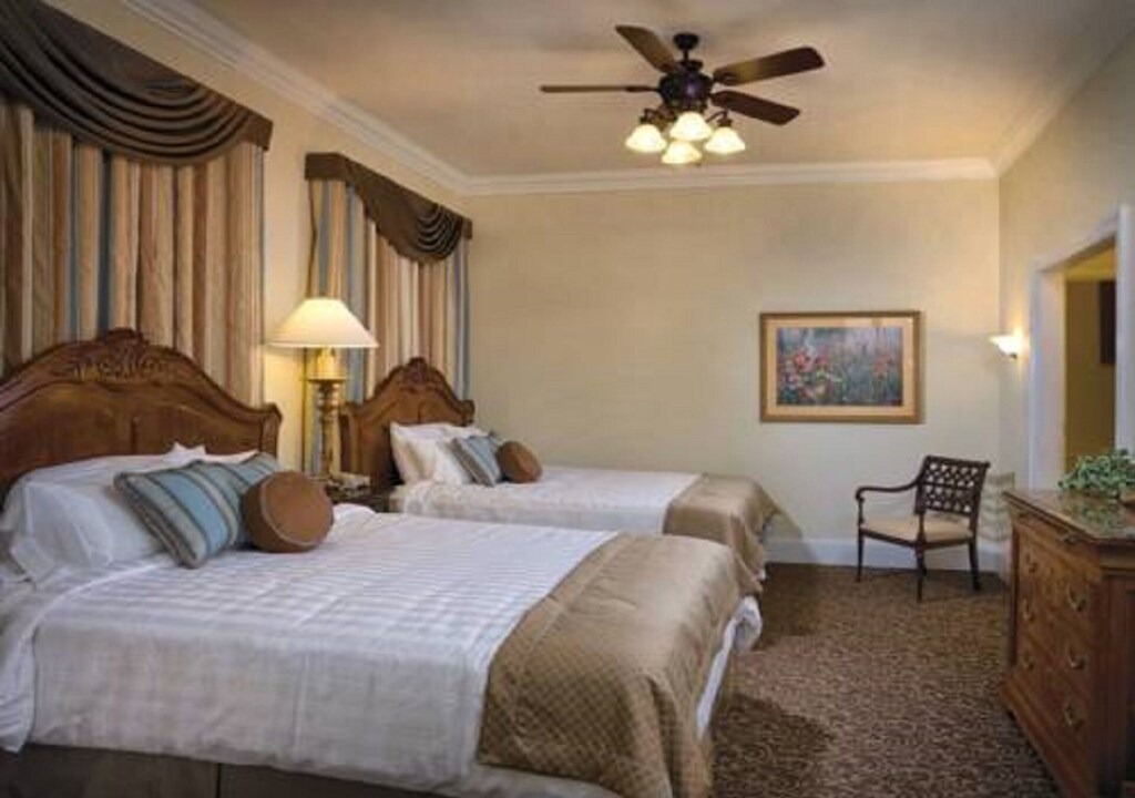 Photo of Bedroom in Williamsburg