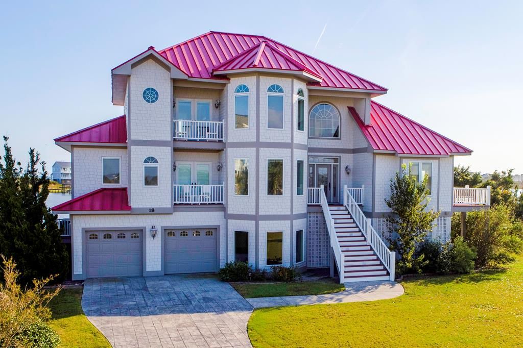 Photo of Buildings in Cape Island
