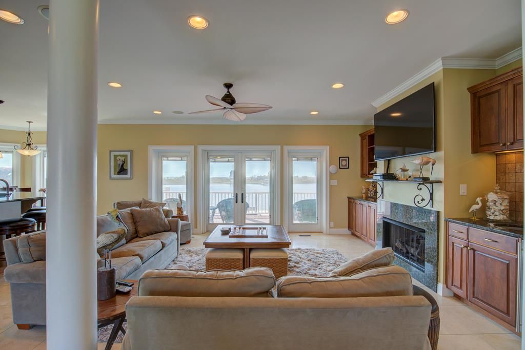 Photo of Livingroom in Cape Island