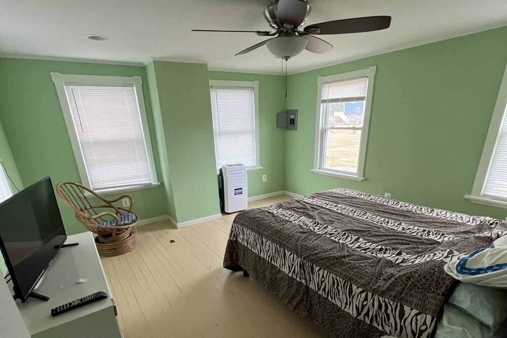 Photo of Bedroom in Piney Point