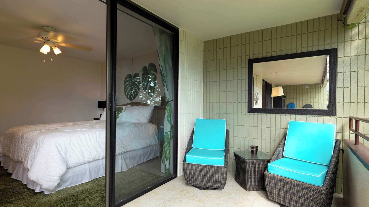 Photo of Patio Balcony in Kahaluu Bay