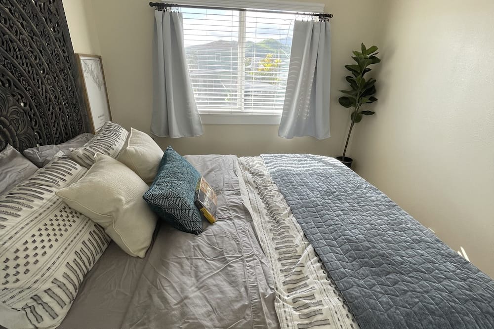 Photo of Bedroom in Coconut Grove