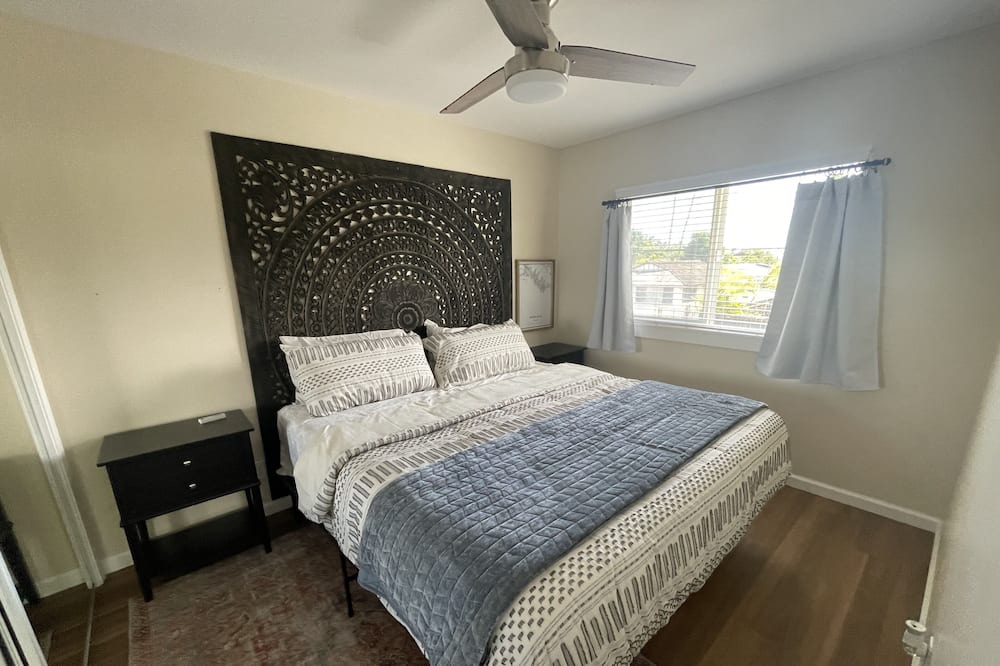 Photo of Bedroom in Coconut Grove