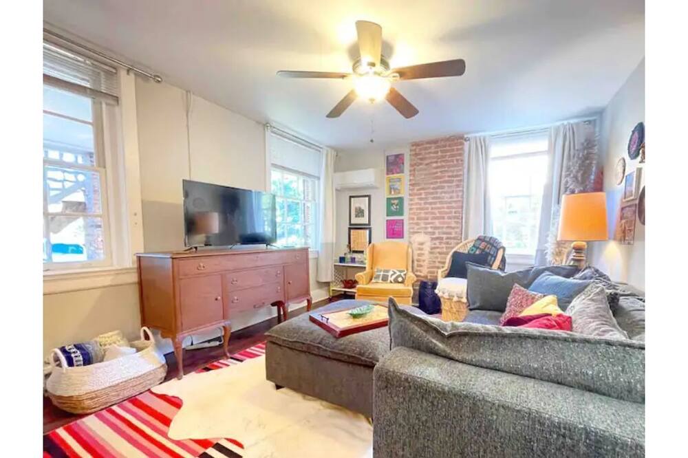 Photo of Bedroom in Rivermont