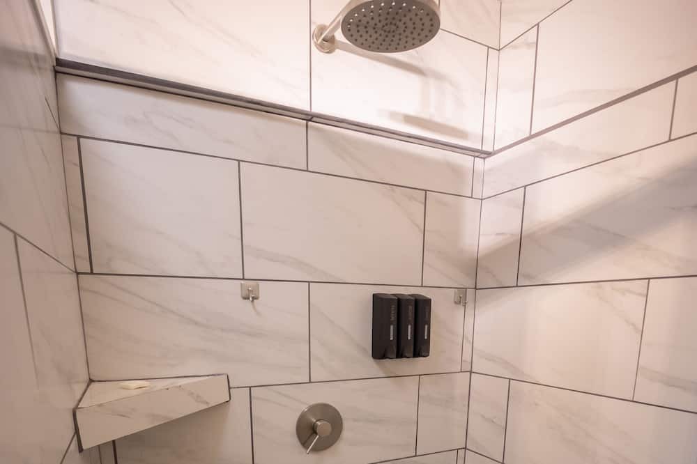 Photo of Bathroom in Paukaa