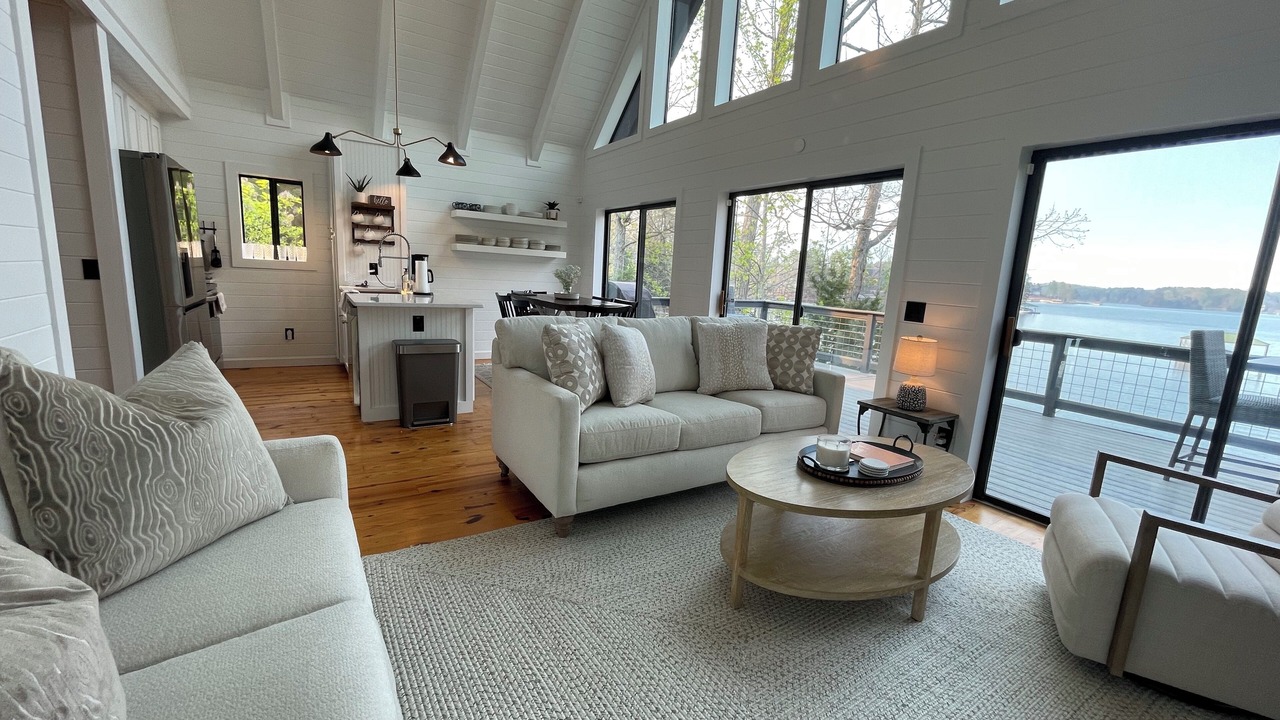Photo of Livingroom in Seneca