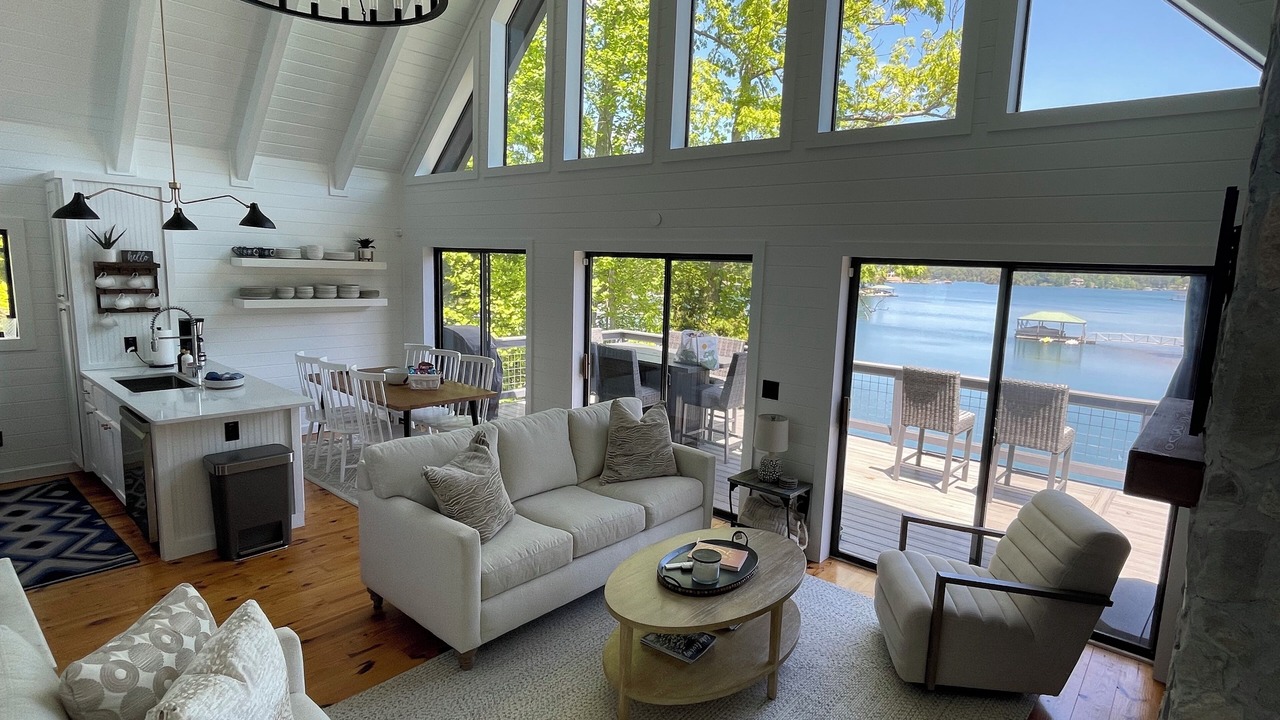 Photo of Livingroom in Seneca