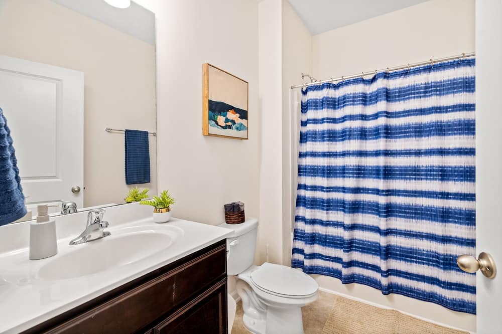 Photo of Bathroom in Zebulon