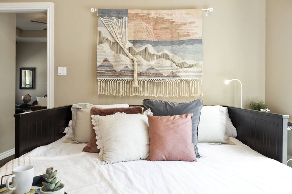 Photo of Bedroom in Apache Shores