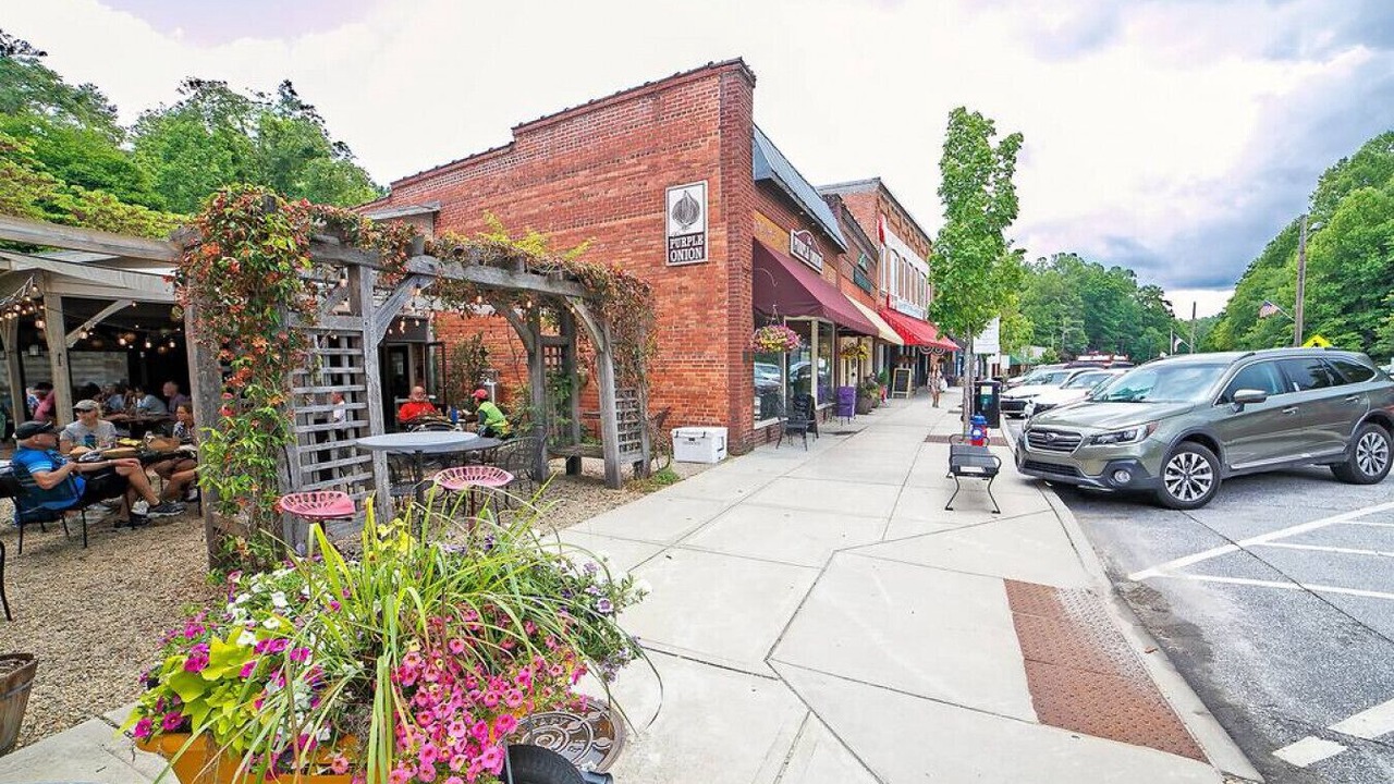 Photo of Outdoor in Saluda