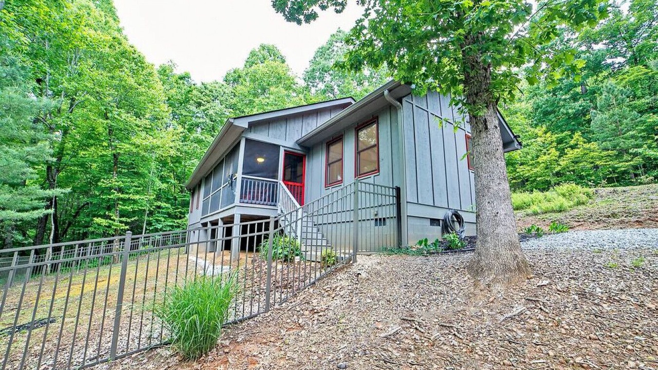 Photo of Outdoor in Saluda