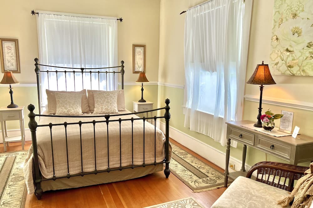 Photo of Bedroom in Hawi