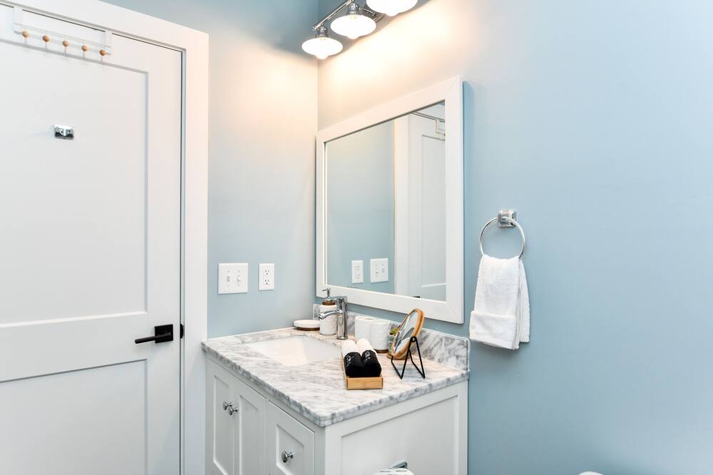 Photo of Bathroom in Dunean