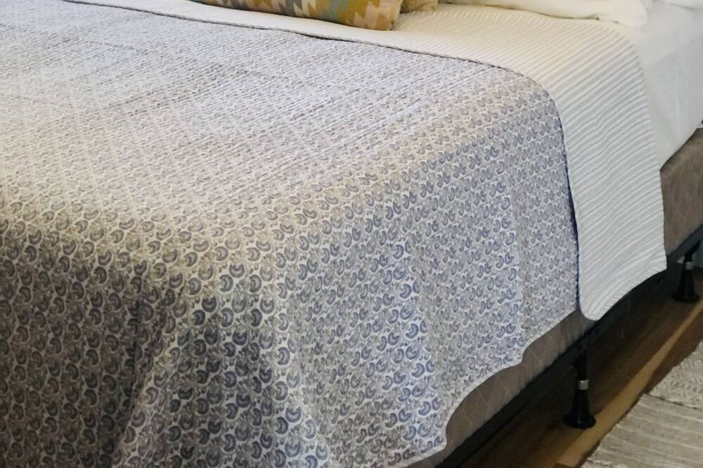 Photo of Bedroom in Colington Harbour