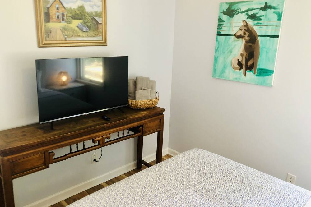 Photo of Bedroom in Colington Harbour