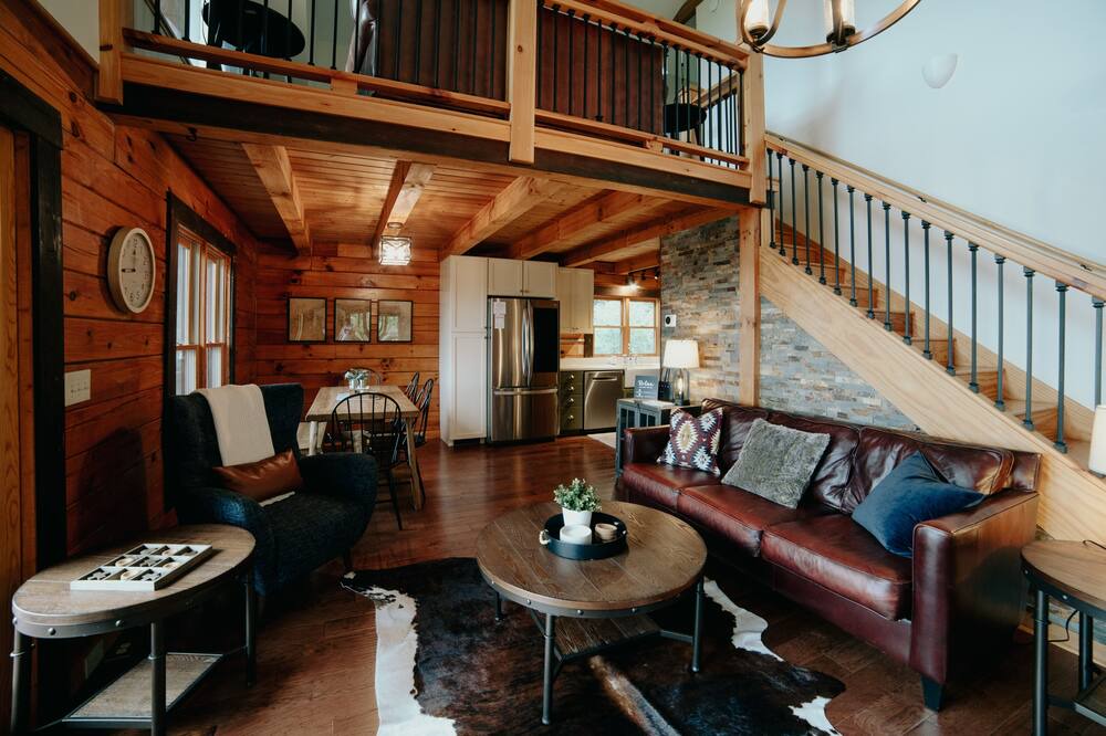 Photo of Livingroom in Bostic