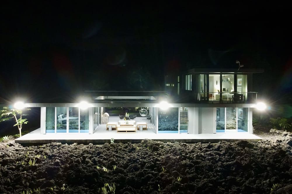 Photo of Others in Puna Palisades