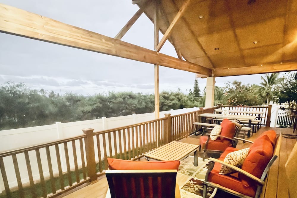 Photo of Patio Balcony in Ka'a'awa