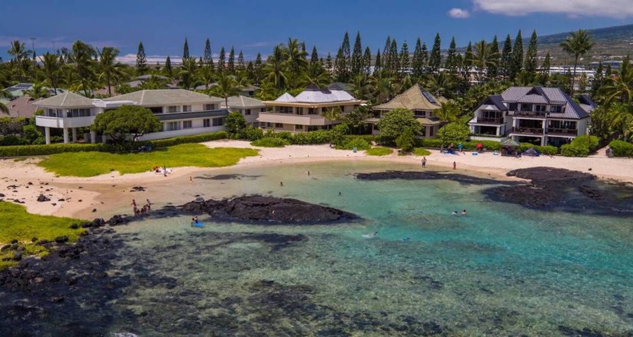 Photo of Others in Historic Kailua Village