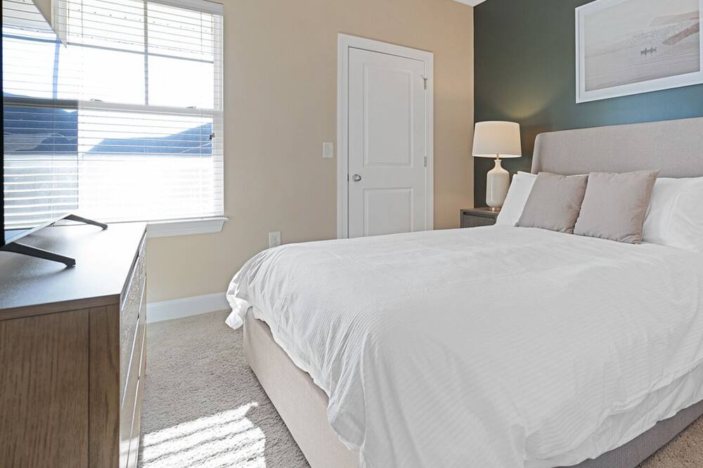 Photo of Bedroom in Greensboro