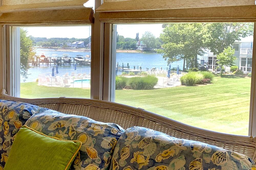 Photo of Bedroom in Deltaville
